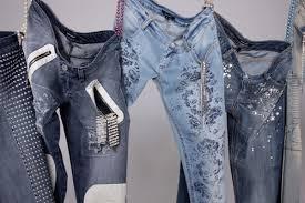 как украсить джинсы