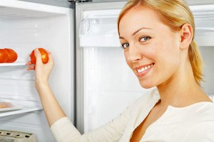 Неприятный запах в холодильнике и способы борьбы с ним
