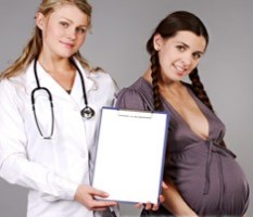 Когда идти к врачу при беременности?