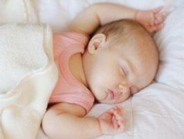 Как приучить ребенка спать всю ночь?
