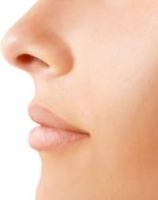 Корки в носу: причины и лечение