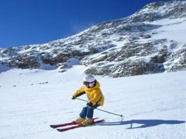 Как научить ребенка кататься на лыжах?
