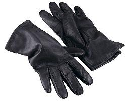 Как стирать кожаные перчатки?