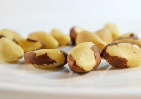 Чем полезен бразильский орех?
