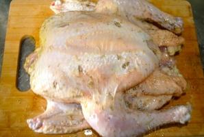Как замариновать курицу для духовки?