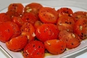 Как мариновать помидоры черри на зиму?