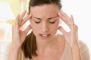 Болит голова при насморке