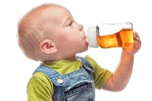 Какие и с какого возраста можно давать ребенку соки?