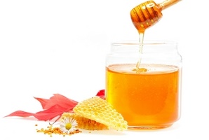Можно ли кормящей маме мед?