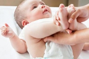 Причины поноса у грудного ребенка