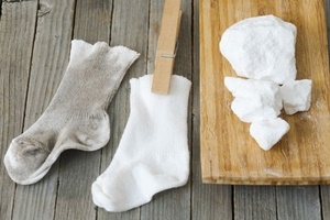 Как отстирать белые носки в домашних условиях?