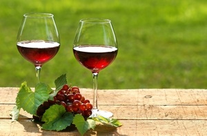 Красное сухое вино: польза и вред